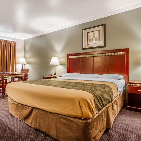 Rodeway Inn Prescott Exterior photo